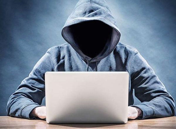 1 लाख खाते से और 20 हजार एटीएम से निकाले:ओटीपी भेजकर पार कर लिए 2.20 लाख रुपए, साइबर ठगी के मामले में अज्ञात के खिलाफ केस दर्ज