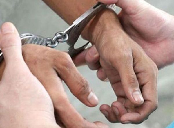 लुटेरे गिरफ्तार:बाइक व मोबाइल लूट के आराेप में बाल अपचारी सहित दाे पकड़े