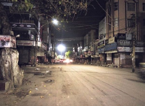 गाइडलाइन आज से रात 9 बजे बंद होंगे बाजार:नाहरांवाली के सरकारी स्कूल के दाे और छात्र काेराेना पॉजिटिव, जिले में 14 नए रोगी मिले