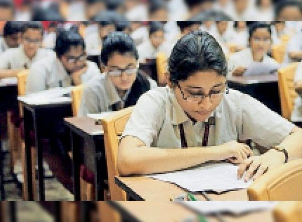कोरोना प्रभाव:9 केंद्रीय विद्यालयों में 9वीं की प्रवेश परीक्षा रद्द, पहली कक्षा के लिए लाॅटरी भी स्थगित