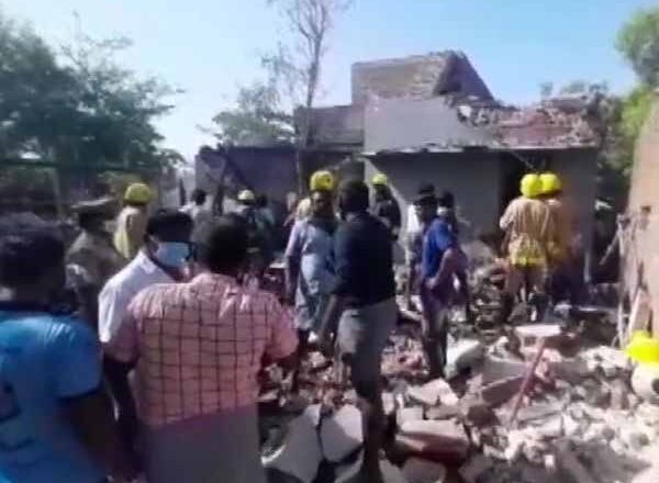 विरुधुनगर में अवैध फैक्ट्री में पटाखा बनाते वक्त धमाका; दो लोगों की मौत, दो की हालत गंभीर