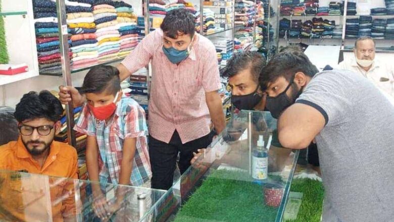 हनुमानगढ़ जंक्शन में कपड़ों की दुकान में चोरी, सीसीटीवी फुटेज में दिखे संदिग्ध