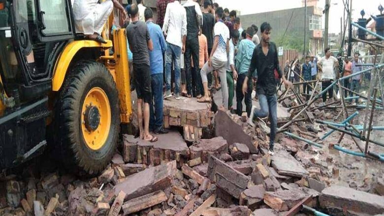 गंगाशहर में निर्माणाधीन इमारत गिरी, तीन की मौत, पांच घायल