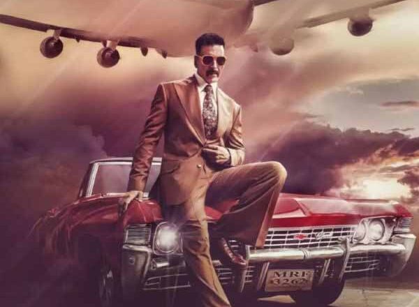 अफवाह:’बेल बॉटम’ के लिए अक्षय कुमार ने अपनी फीस से कम किए 30 करोड़ रुपए, एक्टर और प्रोड्यूसर ने पोस्ट शेयर कर खुद बताई सच्चाई