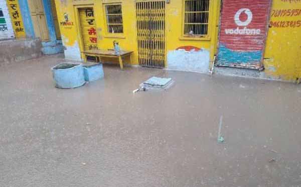 राजस्थान में प्री-मानसून एक्टिव:जयपुर में आंधी के साथ तेज बारिश, राज्य में सबसे कम तापमान टोंक में रहा 23.7 डिग्री;अगले 7 दिन ऐसा ही मौसम रहने की संभावना