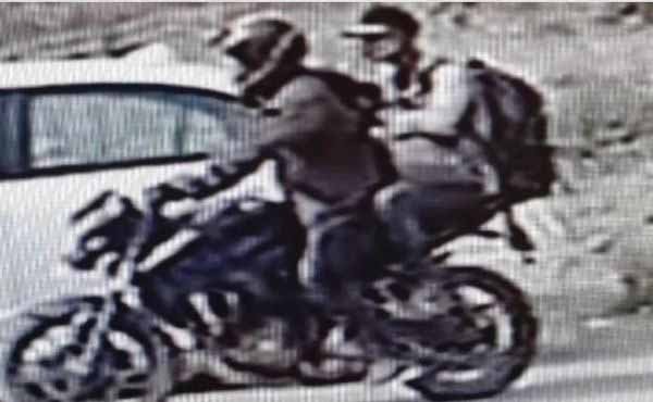 जयपुर में दिनदहाड़े फायरिंग:अपार्टमेंट के बाहर कार साफ कर रहे युवक पर दो बदमाशों ने चलाईं तीन गाेलियां, हाथ में लगी; जान बचाने के लिए भागकर दुकान में छिपा