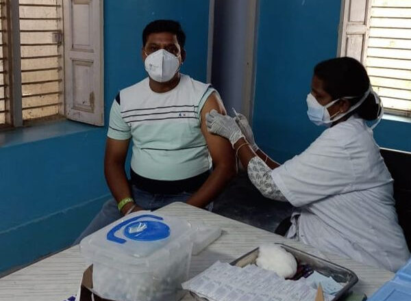 नहीं हुआ टीकाकरण:डोज आएंगी तो  होगा टीकाकरण, जुगाड़  में जुटा रहा स्वास्थ्य विभाग, देर रात तक डोज श्रीगंगानगर पहुंचने की संभावना