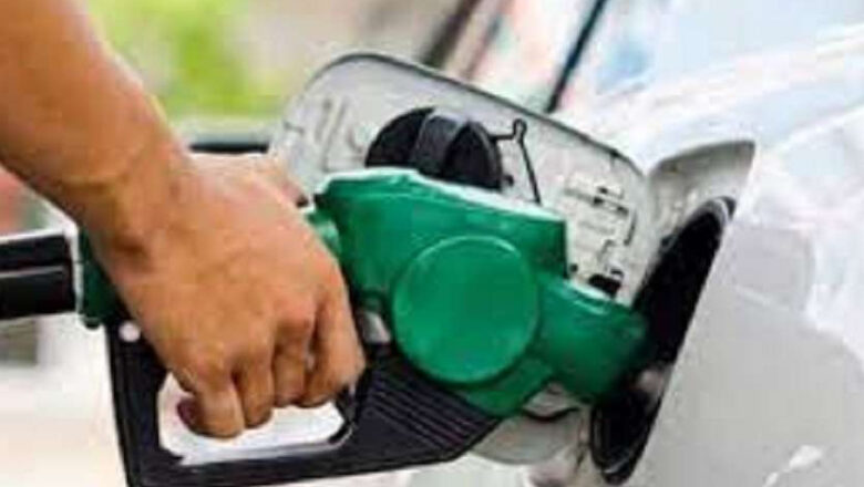 तेल ने निकाला जेब से तेल: महज बीस दिन में नौ बार बढ़े पेट्रोल डीजल के दाम