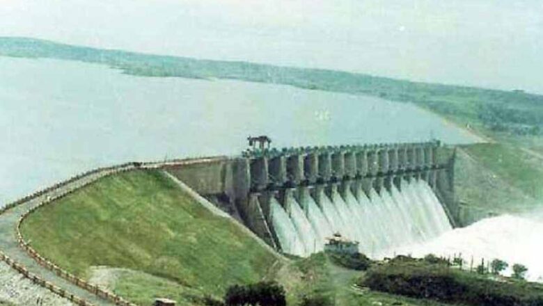 खाली हो रहे बांधों को बादलों के बरसने का इंतजार, पौंग बांध का लेवल 105 व भाखड़ा बांध का 156 फीट नीचे गया