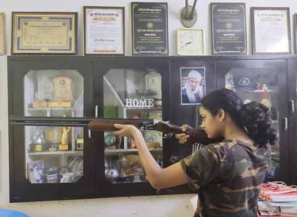 20 साल की साईमा 100 किमी तक लगाती है रेस, एक रेस में खर्च होते हैं लाख रुपए; परिवार ने सपने पूरे करने के लिए प्लॉट तक बेचा