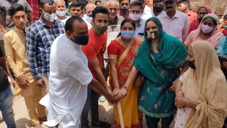 शहर की नालियां-सड़कें बनवा देंगे : सभापति