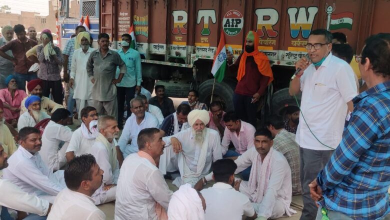 डीटीओ के लिखित आश्वासन पर बनी बात, ट्रक आपरेटरों का अनशन खत्म