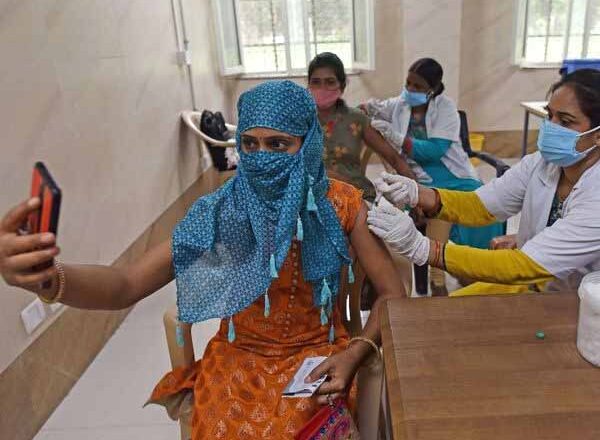पिछले हफ्ते के मुकाबले नए केस में 13% की कमी , 71 जिलों में अब भी पॉजिटिविटी रेट 10% से ज्यादा