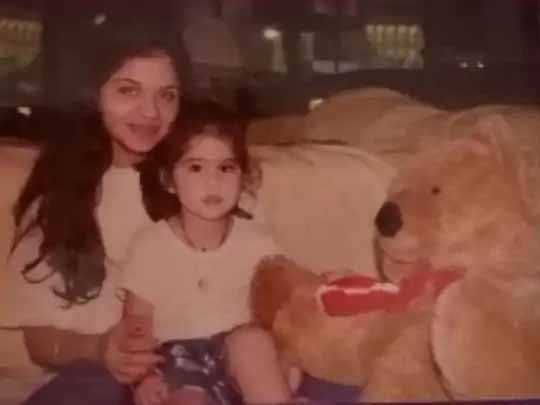 बुआ का प्यार:फैन ने कहा-सबा अली खान आप इब्राहिम, तैमूर और जेह से ज्यादा प्यार सारा को करती हैं, अब सैफ की बहन का रिएक्शन आया सामने
