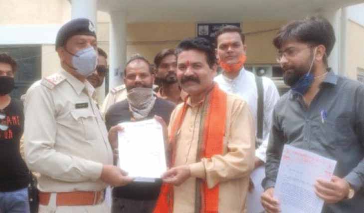 हिंदू संगठन की धमकी- साजिद नाडियाडवाला MP आए तो मुंह काला करेंगे; फिल्म में कार्तिक आर्यन लीड रोल में