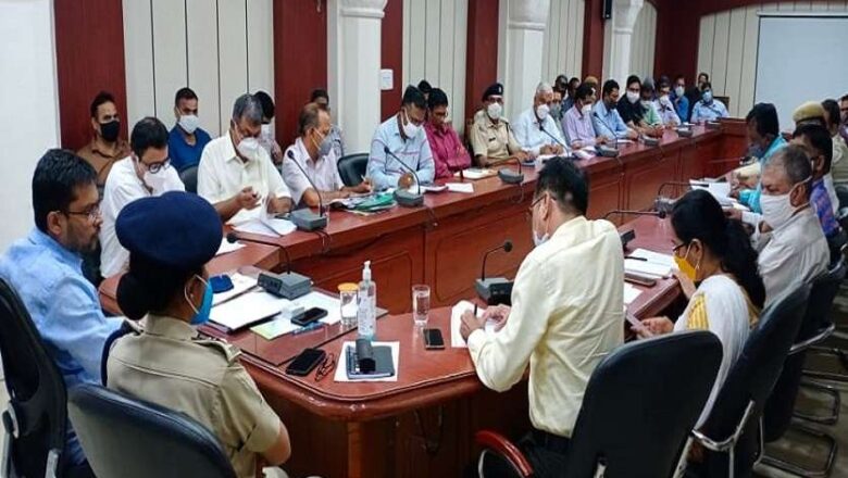 स्वतंत्रता दिवस समारोह की पूर्व तैयारियों के संबंध में बैठक आयोजित