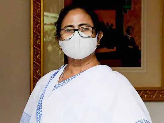 दीदी के दिल्ली दौरे का चौथा दिन:ममता आज नितिन गडकरी से मुलाकात करेंगी, कल सोनिया और राहुल गांधी से मिली थीं