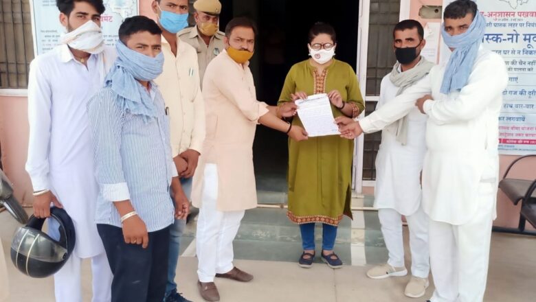 ओवरलोडिंग वाहनों से टूटी सड़कें, मरम्मत करवाने की मांग