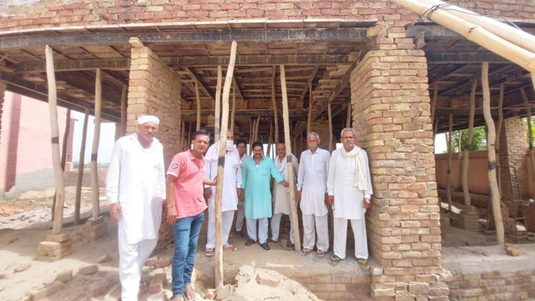गोशाला में शैड का निर्माण कार्य प्रगति पर
