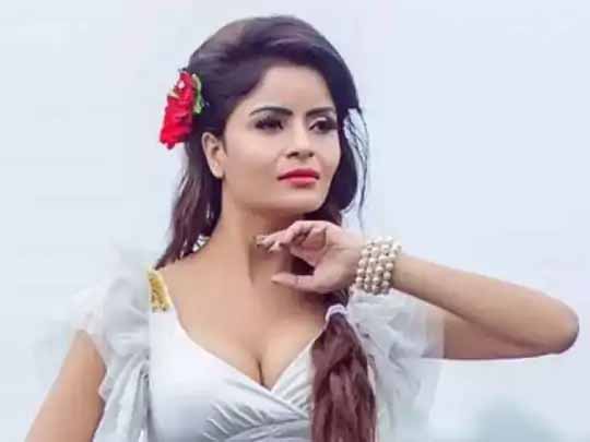 अपनी बायोपिक बनाऊंगी, जिसमें भोपाल से लेकर जेल तक की जर्नी होगी- गहना वशिष्ठ