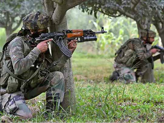 जम्मू-कश्मीर में एनकाउंटर:बडगाम में सुरक्षाबलों ने एक आतंकी को मार गिराया, दूसरा गिरफ्तार; AK-47 और पिस्तौल बरामद