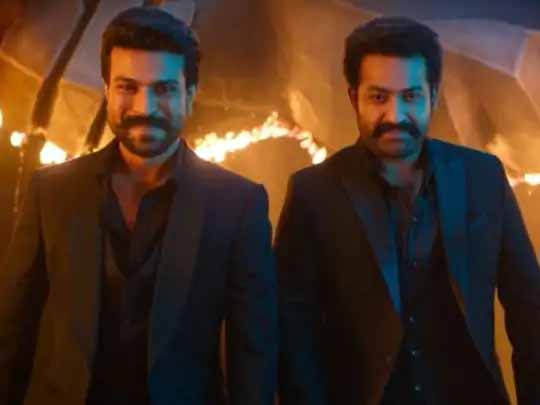 सॉन्ग आउट:जूनियर एनटीआर और राम चरण स्टारर ‘RRR’ के मेकर्स ने फ्रेंडशिप डे पर फैंस को दिया गिफ्ट, फिल्म का पहला गाना ‘दोस्ती’ किया रिलीज