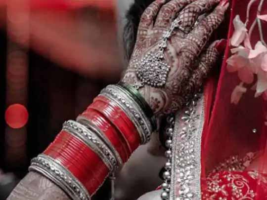फैशन डिजाइनर युवती से दहेज में मांगे 65 लाख:जयपुर में रहने वाली लड़की की कोटा के युवक से होने वाली थी शादी, सगाई के बाद बेटे को बिजनेस कराने के लिए मांगने लगे दहेज