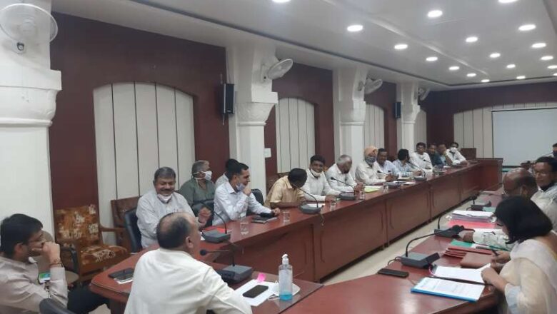 रीको औद्योगिक क्षेत्रों में हुए कब्जों पर चलेगा पीला पंजा