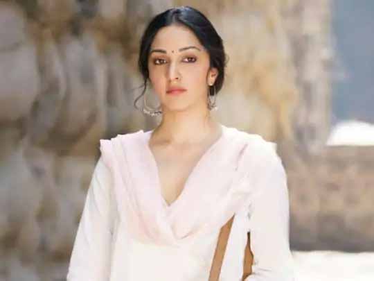 शेरशाह:विक्रम बत्रा के पेरेंट्स ने की डिंपल चीमा के बारे में बात, बोले- वो हमें साल में दो बार हमारे बर्थडे पर फोन करती हैं