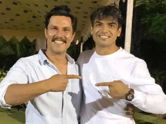 बॉलीवुड ब्रीफ:ओलिम्पिक मेडलिस्ट नीरज चोपड़ा की तमन्ना- रणदीप हुड्डा निभाएं उनका रोल, 80 करोड़ बजट वाली कंगना की धाकड़ सबसे महंगी वुमन सेंट्रिक एक्शन फिल्म