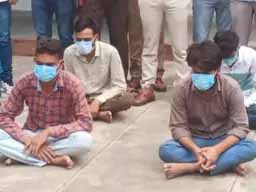 सेक्सटॉर्शन से 15 करोड़ की ठगी:10वीं-12वीं पास लड़कों ने अमेरिका के NRI तक को लड़कियों के नाम पर फंसाया, न्यूड वीडियो बनाकर करते थे ब्लैकमेल; 8 गिरफ्तार