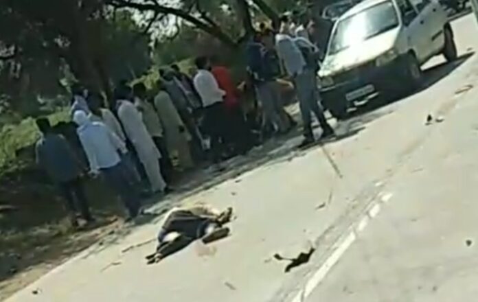 कार-मोटरसाइकिल भिड़ंत में एक शिक्षक की मौत, दूसरा घायल