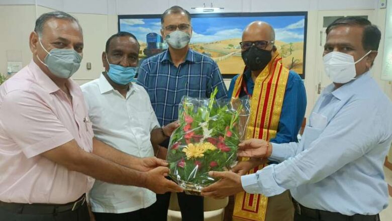 रेल सुविधाओं में विस्तार की दरकार