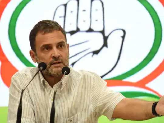 दो दिन के दौरे पर जम्मू पहुंचे राहुल गांधी:माता वैष्णो देवी के दर्शन करने कटरा से पैदल जाएंगे कांग्रेस नेता, अनुच्छेद 370 हटने के बाद जम्मू-कश्मीर की उनकी दूसरी यात्रा