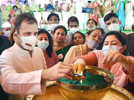 राहुल गांधी ने BJP पर साधा निशाना, बोले- ये झूठे हिन्दू हैं, ये धर्म की दलाली करते हैं