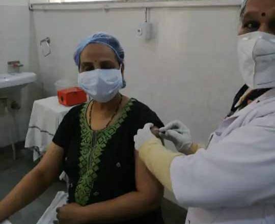 राजस्थान में रिकॉर्ड वैक्सीनेशन:प्रदेश में आज 11.71 लाख से ज्यादा लोगों को लगी डोज, जयपुर में डेढ़ लाख लोगों को लगे टीके