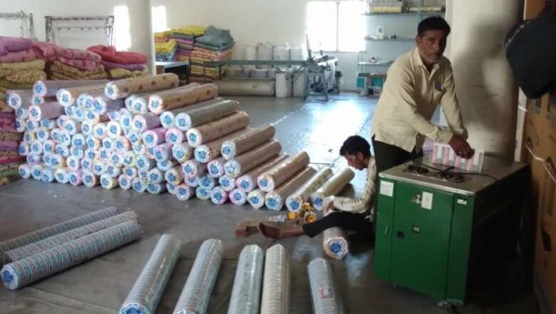 सवा किलो की रजाई करती सर्दी छूमंतर