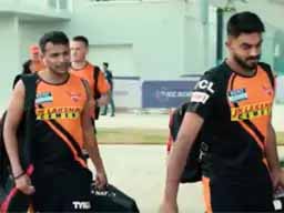 IPL फेज-2 में भी कोरोना की एंट्री LIVE:हैदराबाद के तेज गेंदबाज टी नटराजन कोरोना पॉजिटिव; विजय शंकर सहित टीम के 6 मेंबर्स आइसोलेशन में भेजे गए