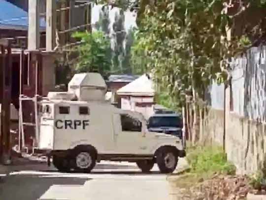 जम्मू-कश्मीर में एनकाउंटर:सुरक्षाबलों ने बांदीपोरा में 2 आतंकियों को मार गिराया, इनमें BJP नेता वसीम बारी का हत्यारा भी शामिल
