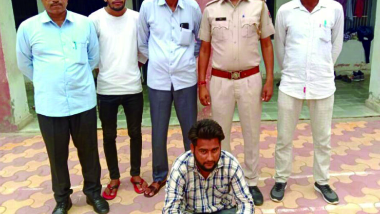 पिस्टल मय मैगजीन बरामद, युवक गिरफ्तार