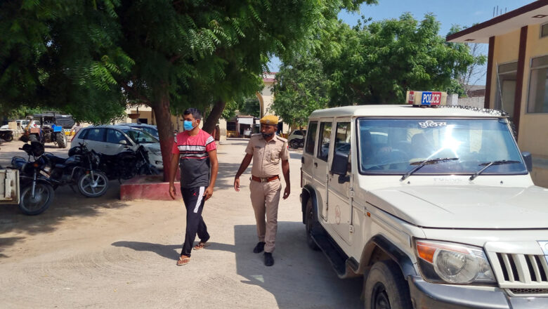 वन विभाग की लकड़ी खुर्द-बुर्द करने के मामले में गिरफ्तार आरोपी रिमांड पर