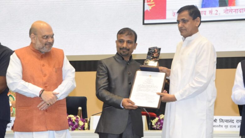 प्राचार्य निशिकांत अग्रवाल राजभाषा गौरव पुरस्कार 2021 से सम्मानित