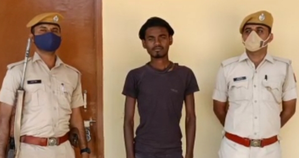 फैक्ट्री के शौचालय में किशोर से सामूहिक दुष्कर्म कर वीडियो वायरल किया, एक युवक गिरफ्तार-तीन किशोर निरुद्ध