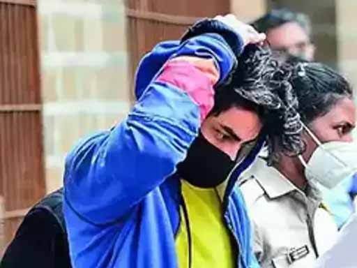 आर्यन खान पूछताछ में कर रहे हैं NCB का सहयोग
