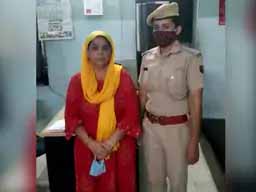 बैंक मैनेजर को हनीट्रैप में फंसाया:लोन लेने के बहाने महिला ने 51 साल के मैनेजर को होटल बुलाकर अश्लील वीडियो बनाया
