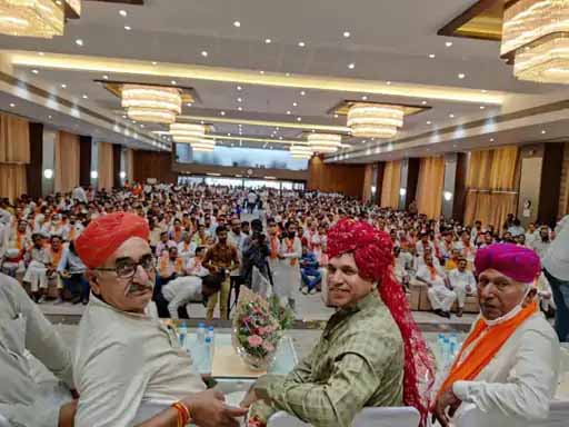 कैलाश चौधरी ने किया बाड़मेर-मुंबई ट्रेन का वादा