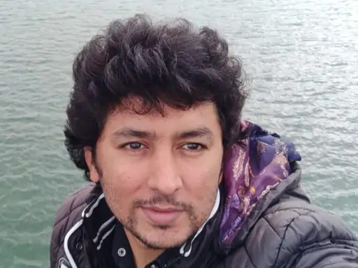 हिंदुस्‍तान के दो सुदूर इलाकों में हो रही दो पेट्र‍ियोटिक वॉर फिल्‍मों की शूटिंग