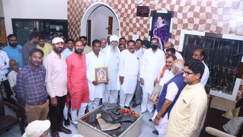 कोरोना काल में जरूरतमंद की मदद करने वाले सामाजिक संगठन सम्मानित