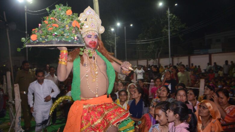 कुम्भकरण-मेघनाथ वध व लक्ष्मण मूर्छा के दृश्य का मंचन