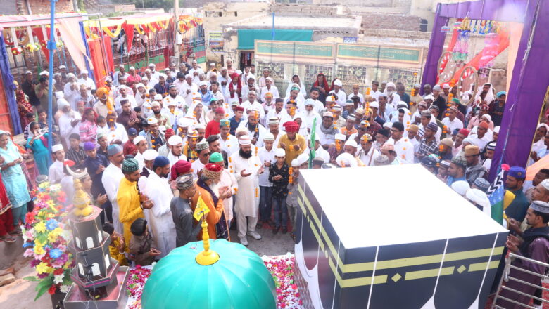 निकला जुलूस-ए-मोहम्मदी, गूंजे पांकी सरकार की आमद मरहबा, नारे तकबीर के नारे